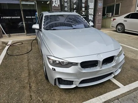 BMW 3시리즈 중고차.! 사틴 블랙 전체랩핑 M 범 펴 개조 경북 구미에서 오셨어요.! / 인천 논현동