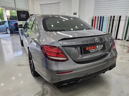 《부천랩핑》 자동차 랩핑제거 벤츠 E 클래스 63AMG / 인천 논현동