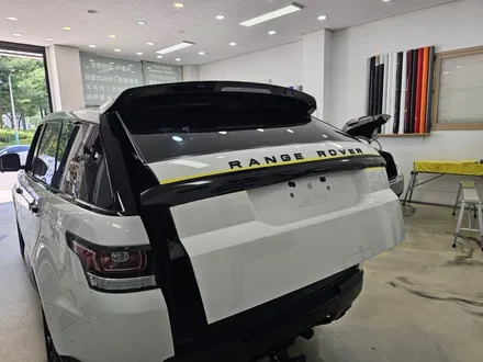 인천 송도 레인지로버 스포츠 필름 제거 후 크롬죽이기 투톤랩핑 재시공 / 인천 논현동