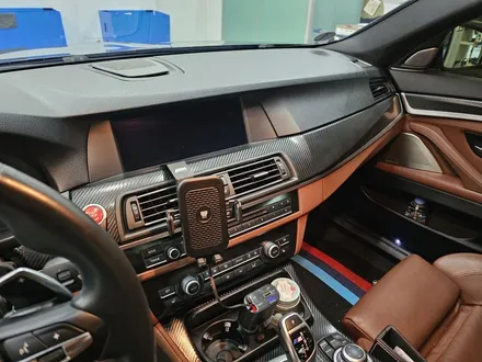 BMW 5시리즈 잘 못된 실내랩핑 제거 후 재시공 / 인천 논현동