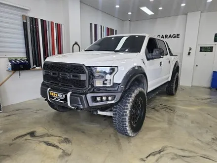 포드 랩터 F150 뿌리는 랩핑 제거 후 고광택 나르도 그레이 전체랩핑 시공 / 인천 논현동