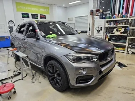 BMW X6 사틴 블랙 전체 랩핑 크롬 죽이기 1인 대표 혼자서 깔끔한 시공후기 / 인천 논현동