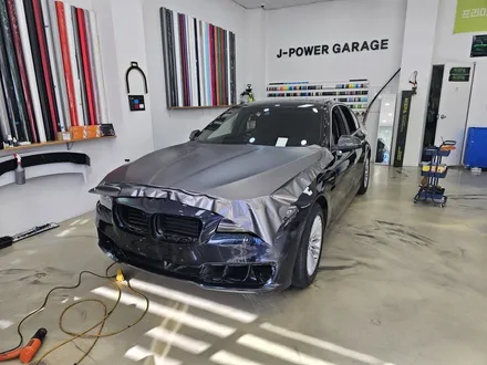 안산 BMW 랩핑 5시리즈 F10 AMG 그레이 무광 전체랩핑 시공금액.! / 인천 논현동