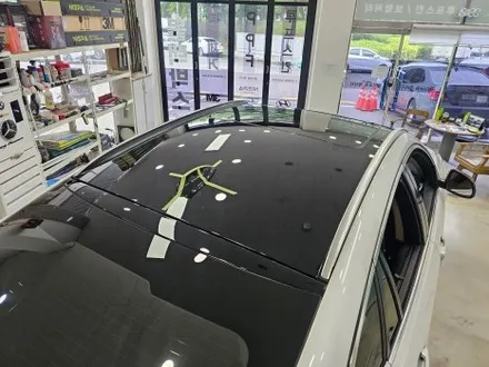 안산랩핑  BMW X6 갈라진 루프스킨 제거 후 고광택 필름 시공 후 실리콘 마감까지 / 인천 논현동