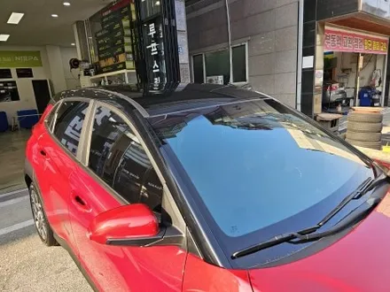 부천랩핑 광도가 없는 투톤 루프스킨 제거 후 고광택 필름으로 재시공해 드렸습니다. / 인천 논현동