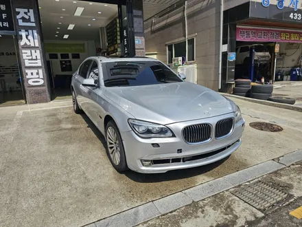 BMW 7시리즈 자동차 오래된 랩핑 제거 후 고광택 피아노 화이트 전체 재시공 / 인천 논현동