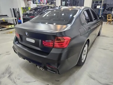 BMW 3시리즈 중고차.! 사틴 블랙 전체랩핑 M 범 펴 개조 경북 구미에서 오셨어요.! / 인천 논현동