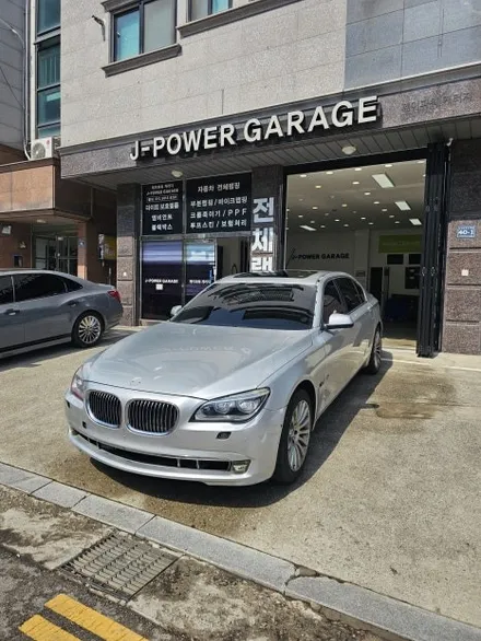 BMW 7시리즈 자동차 오래된 랩핑 제거 후 고광택 피아노 화이트 전체 재시공 / 인천 논현동