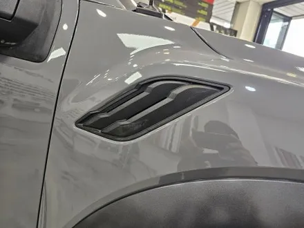 포드 랩터 F150 뿌리는 랩핑 제거 후 고광택 나르도 그레이 전체랩핑 시공 / 인천 논현동
