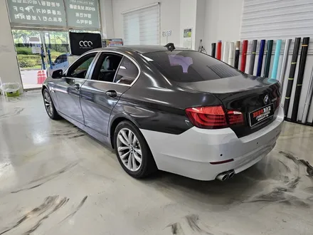 (부천랩핑) 전체 랩핑제거 후 랩핑 재 시공 금액은 얼마일까요?! BMW 5리즈 3M화이트 유광 전체랩핑  작업 후기 / 인천 논현동