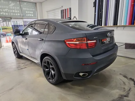 부천랩핑 BMW X6 시공 후 오랜 시간이 경과한 랩핑 제거 비용과 금액은.! / 인천 논현동