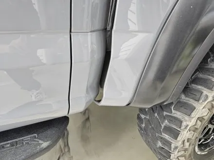 포드 랩터 F150 뿌리는 랩핑 제거 후 고광택 나르도 그레이 전체랩핑 시공 / 인천 논현동