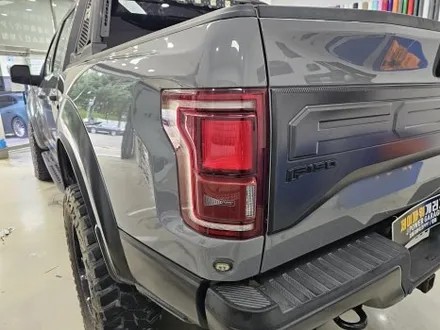 포드 랩터 F150 뿌리는 랩핑 제거 후 고광택 나르도 그레이 전체랩핑 시공 / 인천 논현동