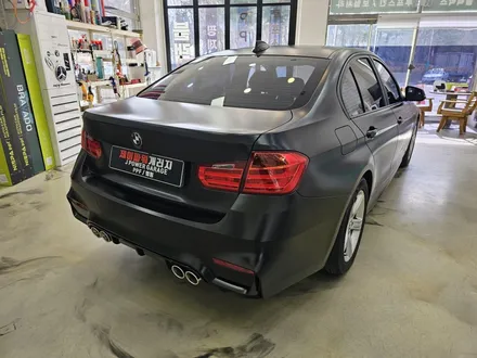 BMW 3시리즈 중고차.! 사틴 블랙 전체랩핑 M 범 펴 개조 경북 구미에서 오셨어요.! / 인천 논현동