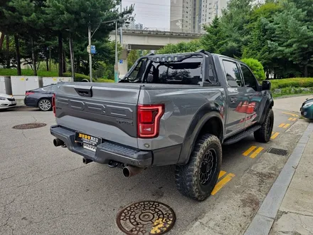 포드 랩터 F150 뿌리는 랩핑 제거 후 고광택 나르도 그레이 전체랩핑 시공 / 인천 논현동