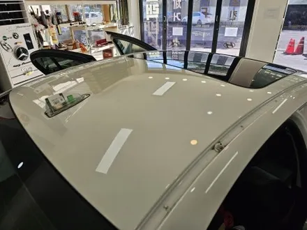 인천 송도 루프스킨 BMW 5시리즈  F10 수명이 끝난 루프스킨 제거 후 고광택 PET 필름 재시공 / 인천 논현동