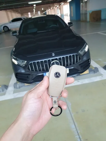 벤츠 CLS300d의 완성, 스마트함을 더한 디스플레이키 개조로 품격 업그레이드 / 경기 부천, 전국 택배, 출장