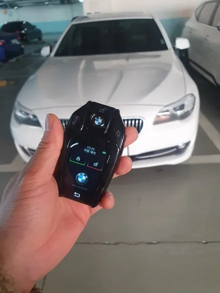 BMW 525d 12년식, 구형 키의 허물을 벗고 최첨단 디스플레이키로 다시 태어나다 / 경기 부천, 전국 택배, 출장