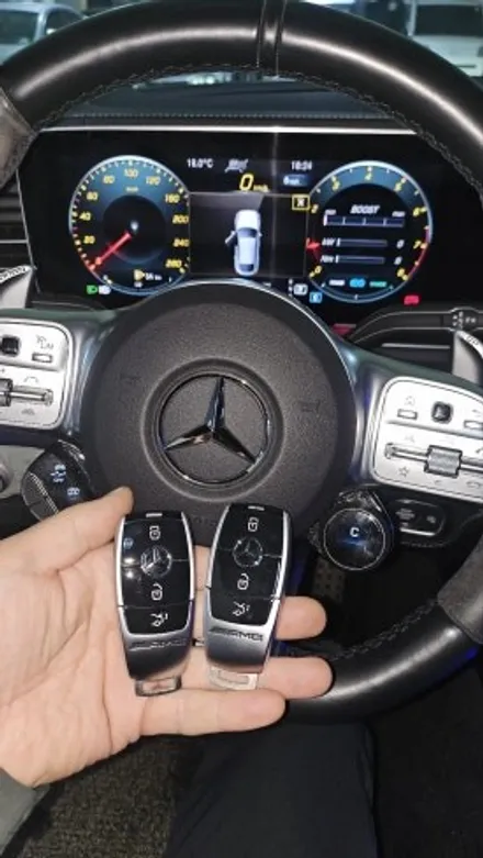【벤츠 GLE 53AMG, 키 하나로 완벽 업그레이드! 근접도어+원격시동까지】 / 경기 부천, 전국 택배, 출장