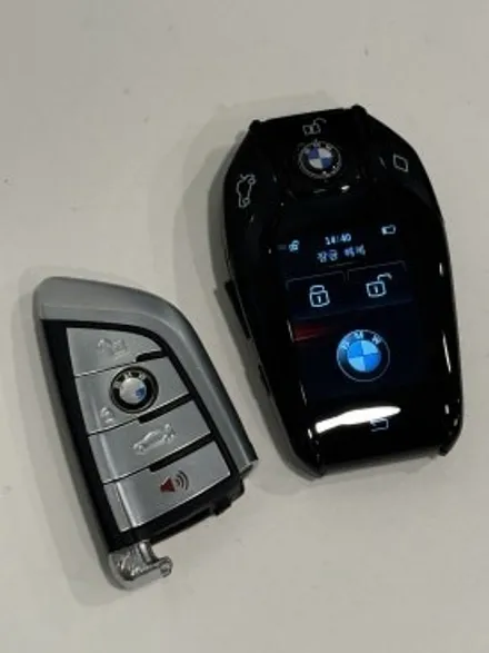 BMW i8 2015년식, 평범한 스마트키에서 디지털 LCD 키로의 변신 / 경기 부천, 전국 택배, 출장
