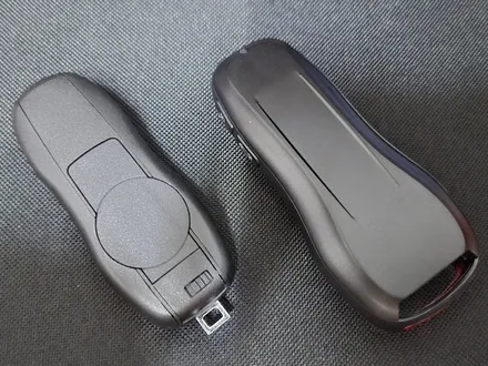 포르쉐 18년식 디지털키 변신 급할 땐 체계적인 전문 업체 데일리럭키에서 / 경기 부천, 전국 택배, 출장