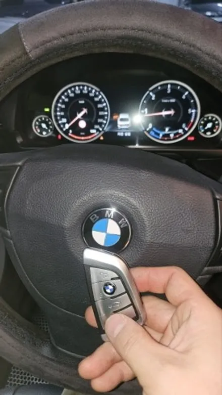 BMW 520d 스마트키 복사, 출장으로 예비키 만들었어요 / 경기 부천, 전국 택배, 출장