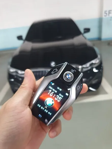 BMW 320e 스마트폰 속으로 쏙? 디지털키 개조의 신시계 경험하기 / 경기 부천, 전국 택배, 출장