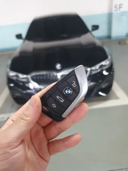 22년식 BMW 3시리즈 스마트키의 진화, 디지털키 업그레이드 당일 시공법 / 경기 부천, 전국 택배, 출장