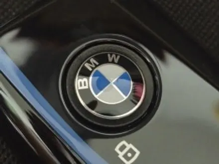 지루한 순정 키는 안녕! 23년식 BMW 5시리즈 감성 마력 채워줄 올블랙키 개조 프로세스 / 경기 부천, 전국 택배, 출장
