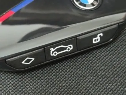 지루한 순정 키는 안녕! 23년식 BMW 5시리즈 감성 마력 채워줄 올블랙키 개조 프로세스 / 경기 부천, 전국 택배, 출장