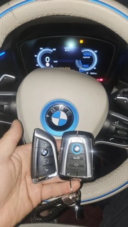 BMW i8 구형 스마트키, 신형 칼키로 스페어 제작하는 방법 / 경기 부천, 전국 택배, 출장