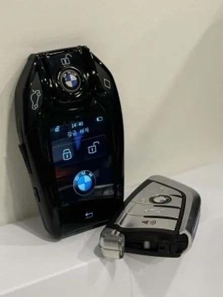 BMW i8 2015년식, 평범한 스마트키에서 디지털 LCD 키로의 변신 / 경기 부천, 전국 택배, 출장