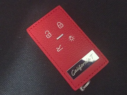 \'페라리 캘리포니아 T\' 로마 스타일 신형키로 개조(레드 컬러 하우징), 맞춤 컨버전 작업 시공 후기 / 경기 부천, 전국 택배, 출장