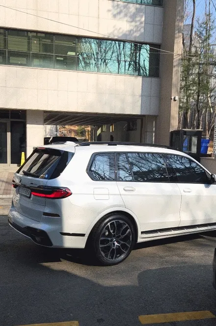 BMW X7 크롬 죽이기 시공, 차주들이 많이 하는 이유 / 서울 서초
