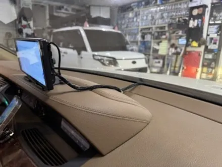 대전 안드로이드 올인원 대쉬보드 타입 장착 벤츠 S500 250111