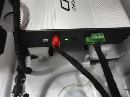 청주 보조배터리 블랙박스 아우디 A6 케어셀CW1200 ITB5000PLUS 시공 후기 / 청주, 세종, 천안