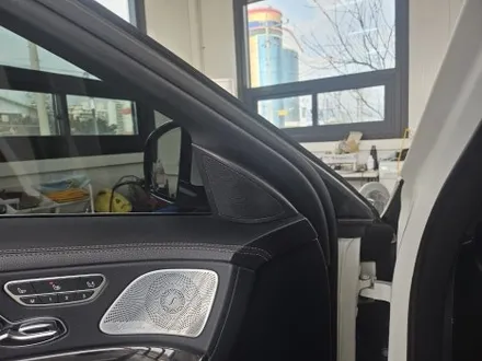 청주 앰비언트 벤츠 w222 s350d 송풍구 앰비언트 및 3d부메스터 장착 / 청주, 세종, 천안