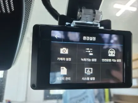 청주 자동차 썬팅 가격 후방카메라 블랙박스 설치 더 뉴 쏘렌토 시공 장착 솔라가드 hp새턴 아이나비 Z9000 / 청주, 세종, 천안