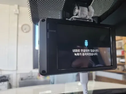 청주 블랙박스 설치 아이나비 z9000 스토닉 장착 / 청주, 세종, 천안