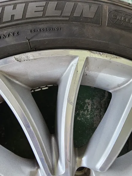 다이아몬드컷팅 휠복원휠복원 및 휠도색휠수리 휠도색 휠복원 [대전케이휠] bmw 528i 다이아몬드컷팅 / 대전 대덕구 오정동