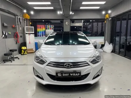 개포랩핑 현대 i40 타이니봇 메탈페인트화이트&쥬시밀크그레이 / 강남, 개포, 양재