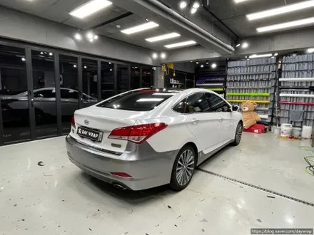 개포랩핑 현대 i40 타이니봇 메탈페인트화이트&쥬시밀크그레이 / 강남, 개포, 양재