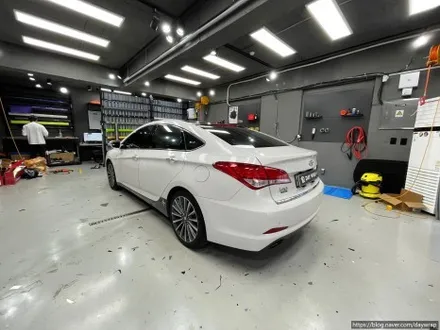 개포랩핑 현대 i40 타이니봇 메탈페인트화이트&쥬시밀크그레이 / 강남, 개포, 양재