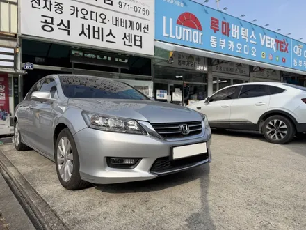 혼다 어코드 안드로이드 올인원 + 어라운드뷰 시공으로 애플 카플레이까지 완벽 해결