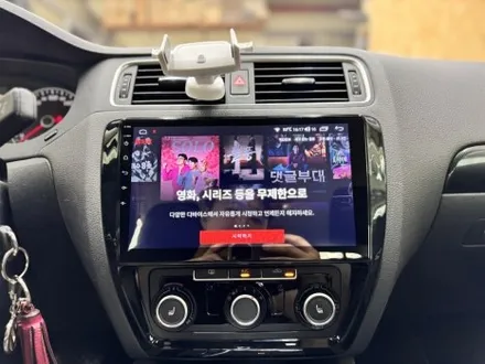 폭스바겐 제타 내비게이션은 안드로이드 올인원으로 고민 해결