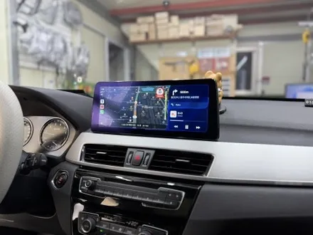 BMW X1 F48 안드로이드 올인원과 애플 카플레이 장착으로 고민 끝