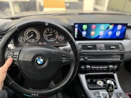 BMW 5시리즈 15인치 안드로이드 오토와 애플 카플레이 시작