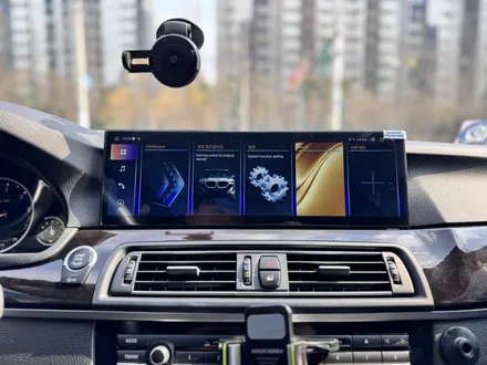 BMW F10 5시리즈 15인치 안드로이드 올인원 깔끔하게 작업해요