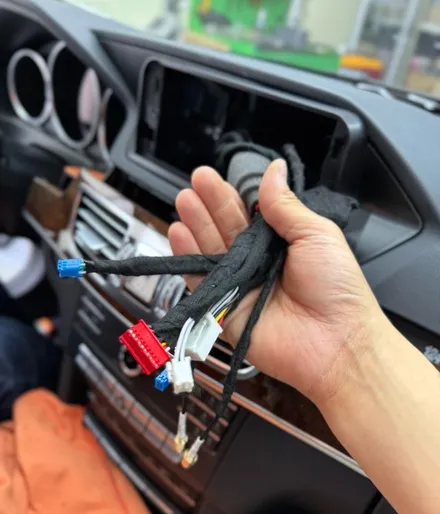 광주 벤츠 E클래스 W212 안드로이드 올인원 깔끔하게 설치했어요