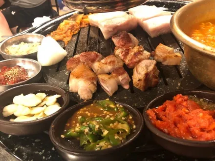 포르쉐911 피렐리 피제로 (pzero)타이어교체 수입타이어 전문점 픽스 / 서울 강서구 화곡동